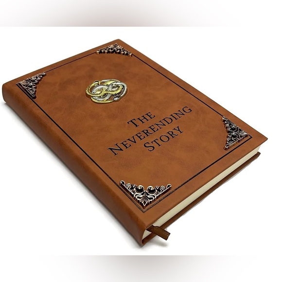 2/$15 Neverending Story Auryn Medallion Keychain - Picture 2 of 7